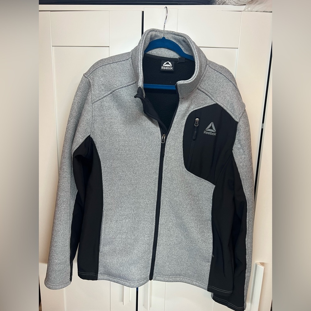 Reebok Men's Gray and Black Performance Softshell Jacket